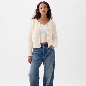 Gap Women's Cream Button-Up Sweater